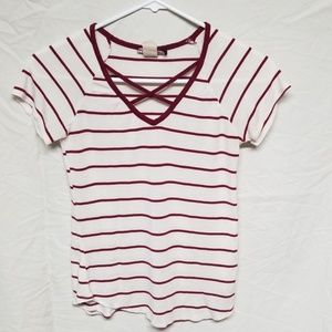 DISCREET Women's t shirt.  Size small